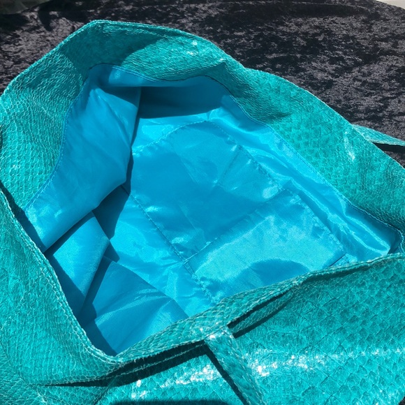 Saks Fifth Ave Tote Bag - Picture 3 of 5